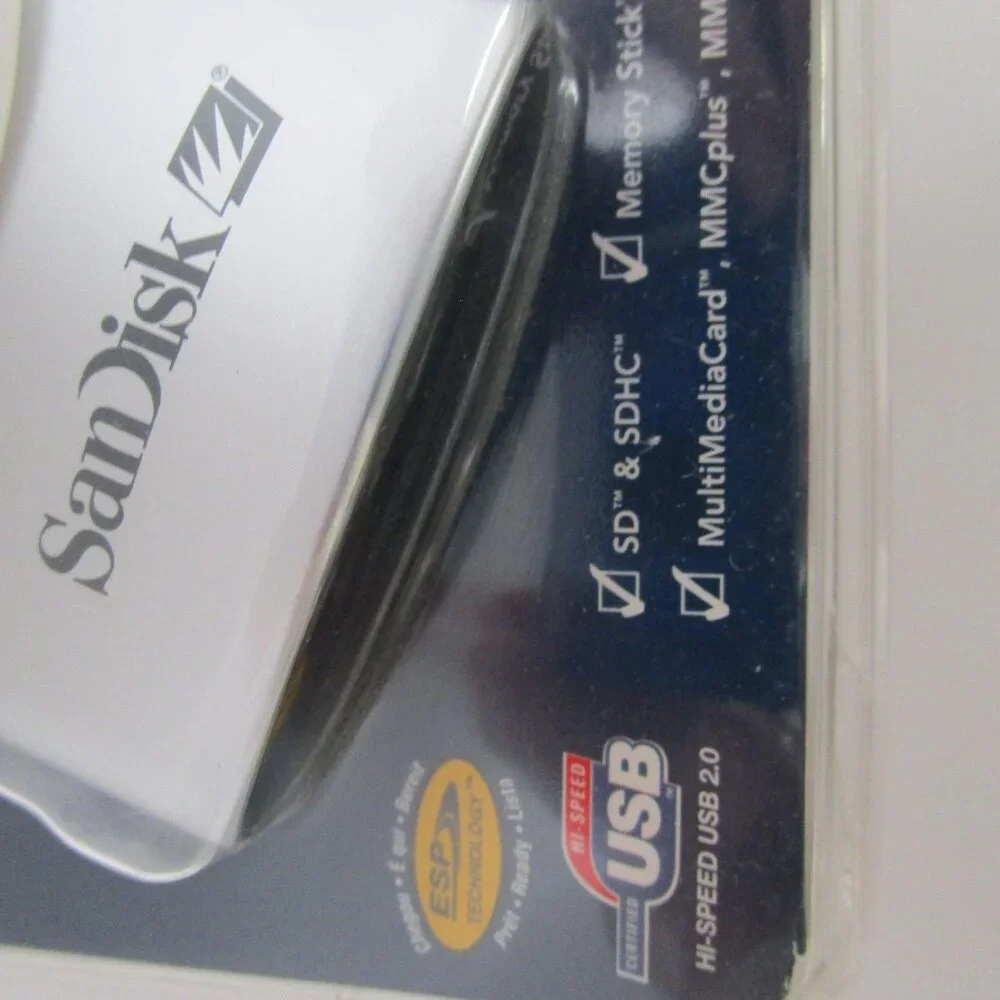 SanDisk USB 5-in-1 card reader/writer